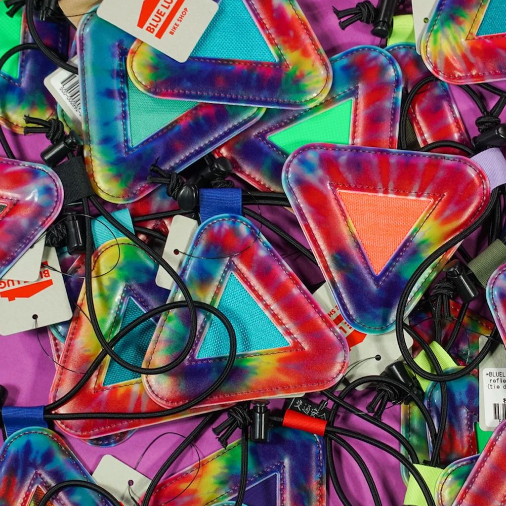 Bluelug - Triangle Reflector (tie dye)