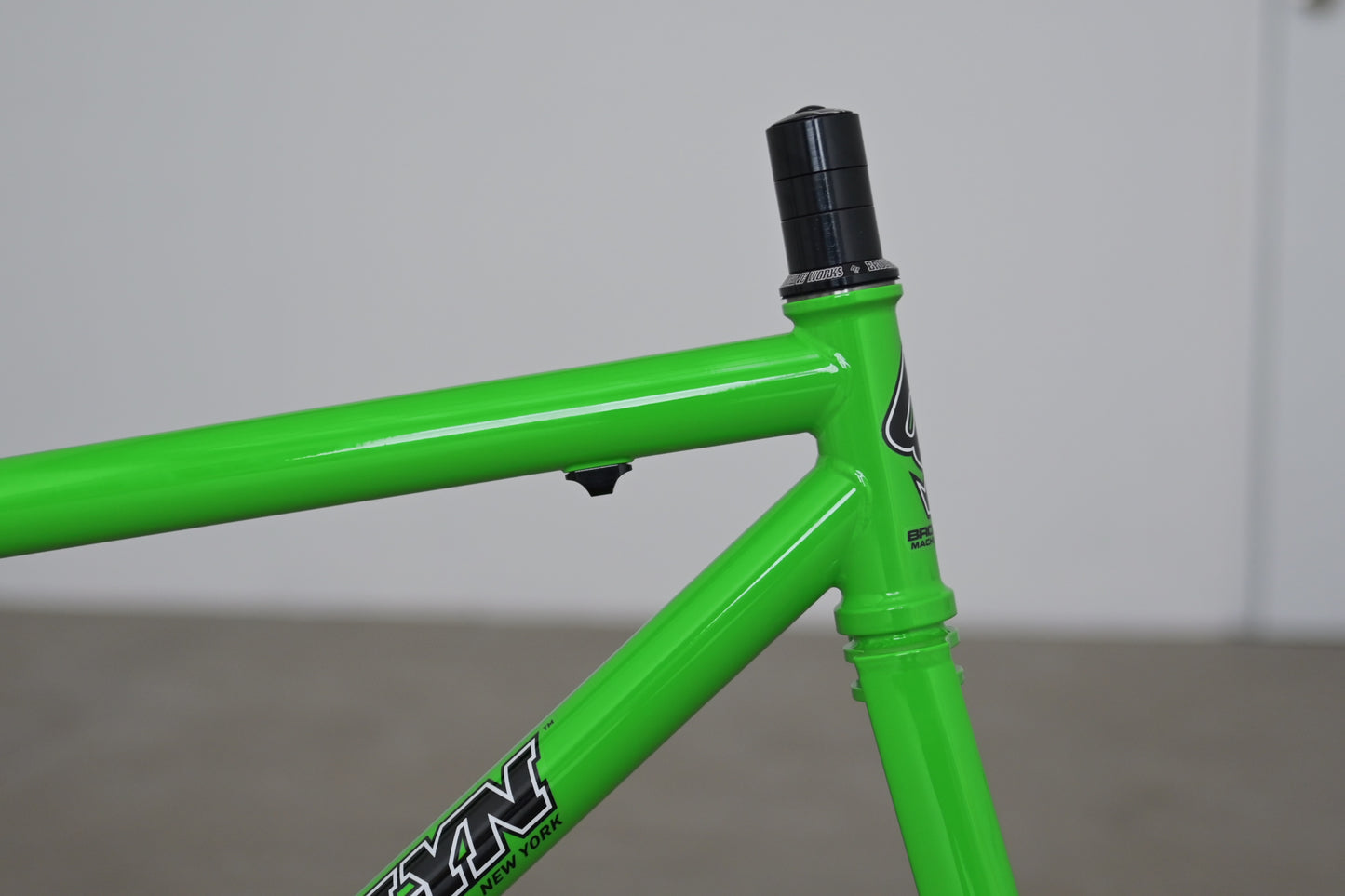 Brooklyn Machine Works - Gangster V.4 (light green)