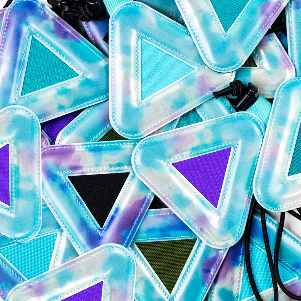 Bluelug - Triangle Reflector (sherbet)