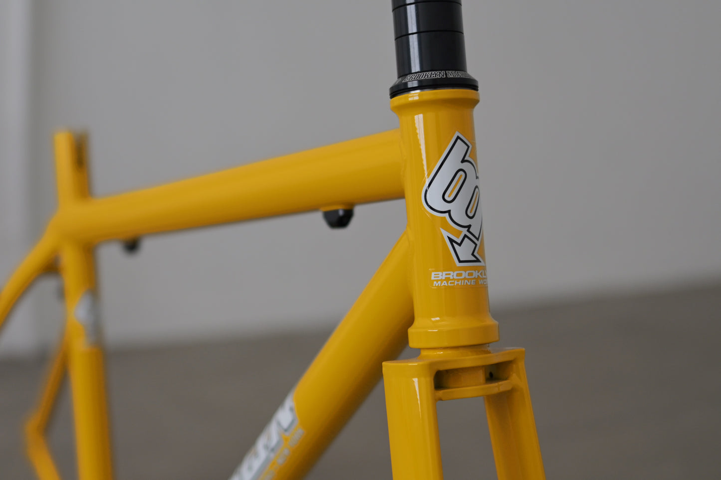 Brooklyn Machine Works - Gangster 2024 (mustrad)