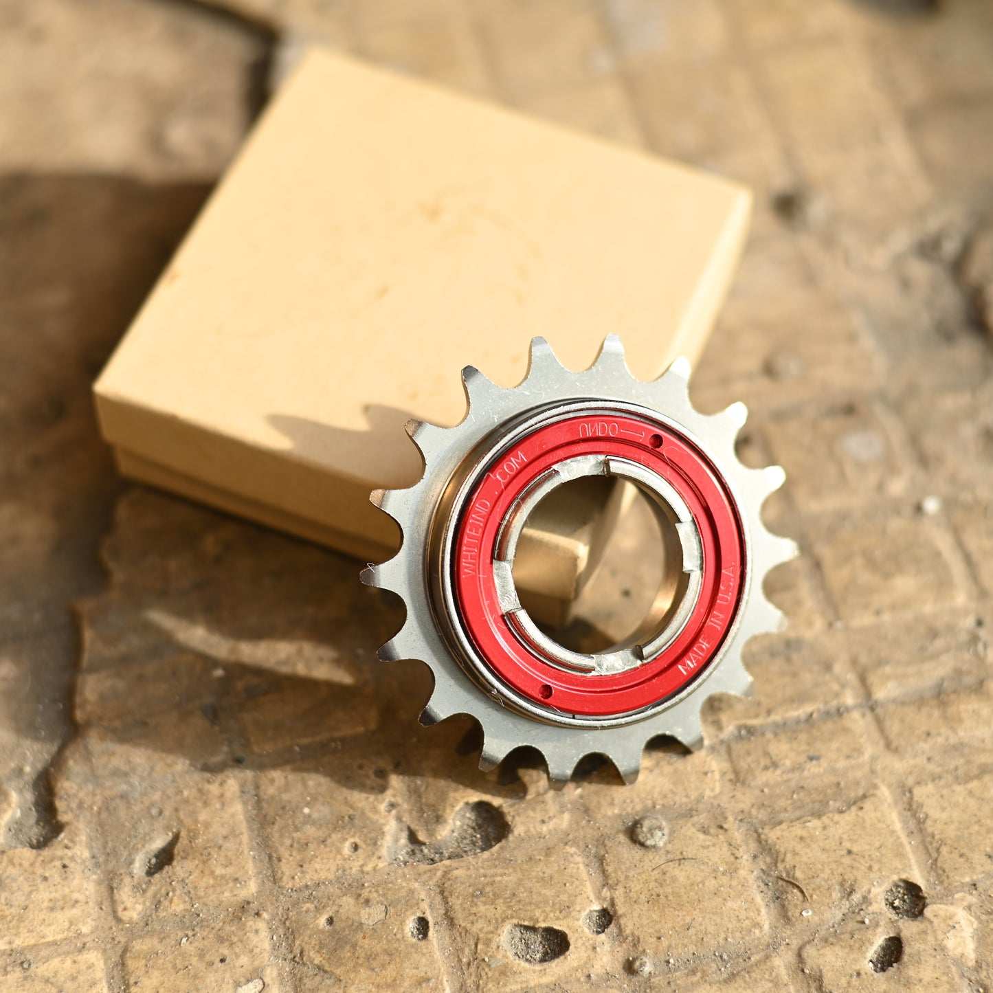 White Industries - Single Freewheel 18T