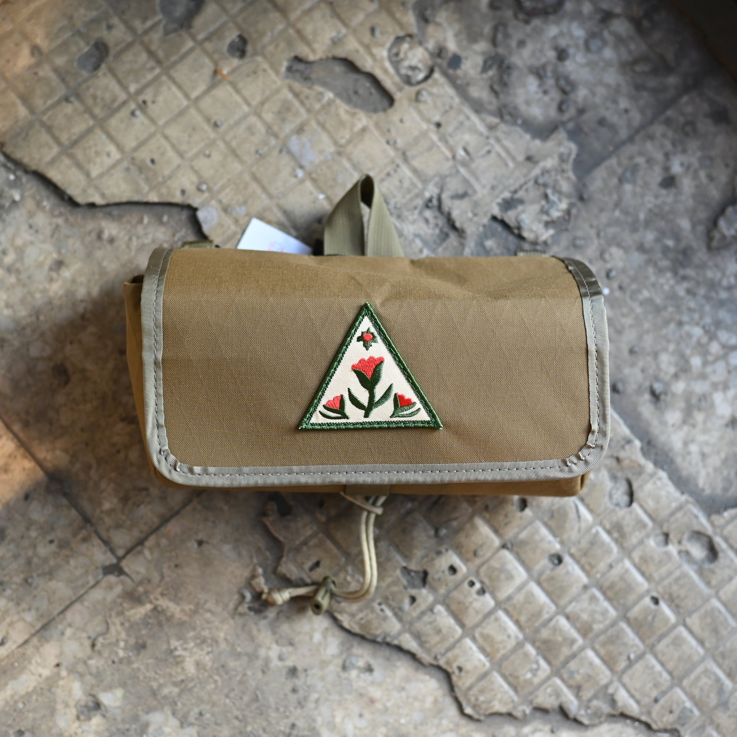 Ron's Bikes - Fab's Abs (tan)