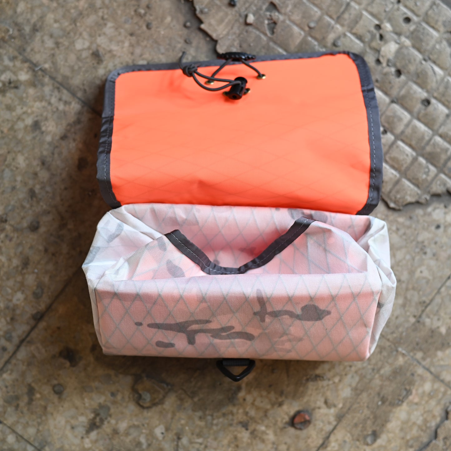 Ron's Bikes - Fab's Abs (snow cam)